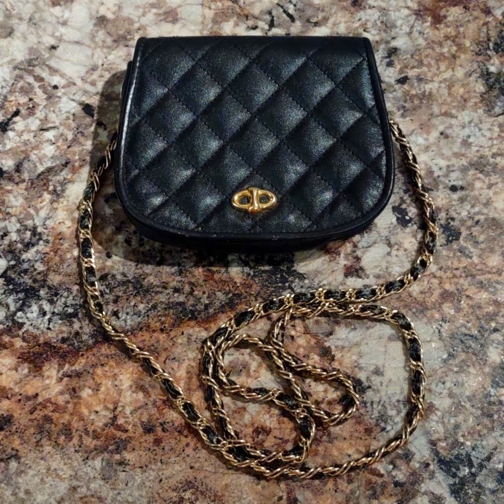 Lisa Loren Small Quilted Crossbody